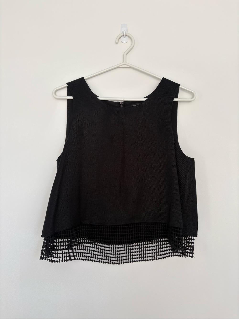 Club Monaco Cropped Top